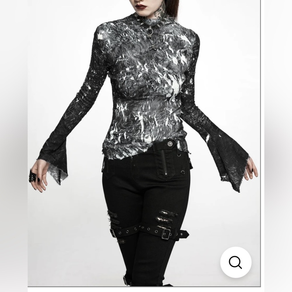 NWOT Punk Rave Black And White Flared Sleeve Top Women’s Size XS-S